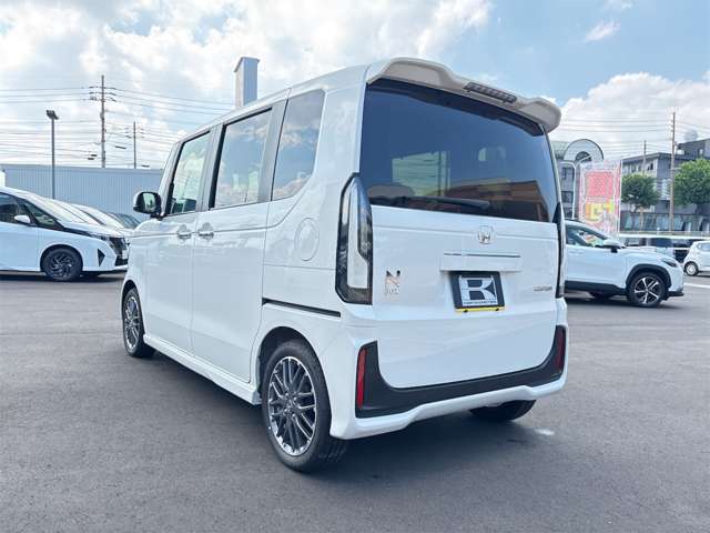 ホンダ Ｎ　ＢＯＸ カスタム ６６０ ターボ R7年 () 99