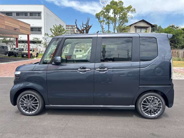 ホンダ Ｎ　ＢＯＸ カスタム ６６０ ターボ R8年 (九州・沖縄) 99