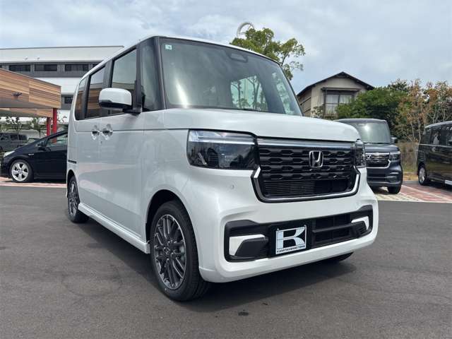 ホンダ Ｎ　ＢＯＸ カスタム ６６０ ターボ R8年 (九州・沖縄) 99