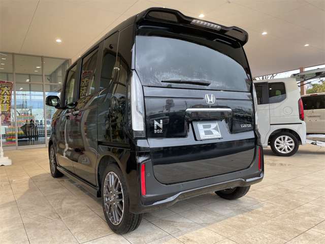 ホンダ Ｎ　ＢＯＸ カスタム ６６０ ターボ R8年 (九州・沖縄) 99