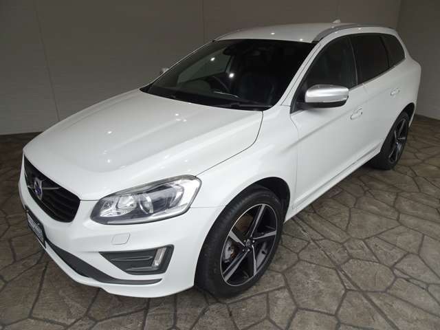 ボルボ ＸＣ６０ Ｔ６ ＡＷＤ Ｒデザイン ４ＷＤ H28年 (関東) 99