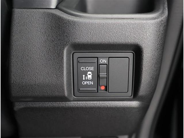 ホンダ Ｎ　ＢＯＸ カスタム ６６０ R5年 (東海) 99