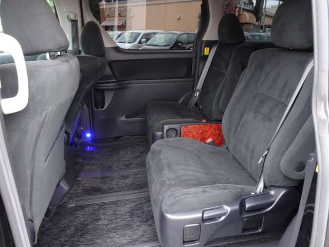 トヨタ ヴェルファイア ２．４ Ｚ プラチナセレクションＩＩ H23年 () 99