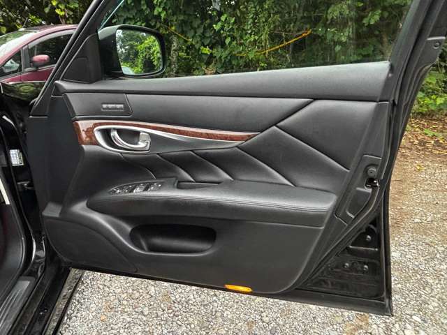 日産 フーガ ３．７ ３７０ＧＴ H26年 (関東) 99