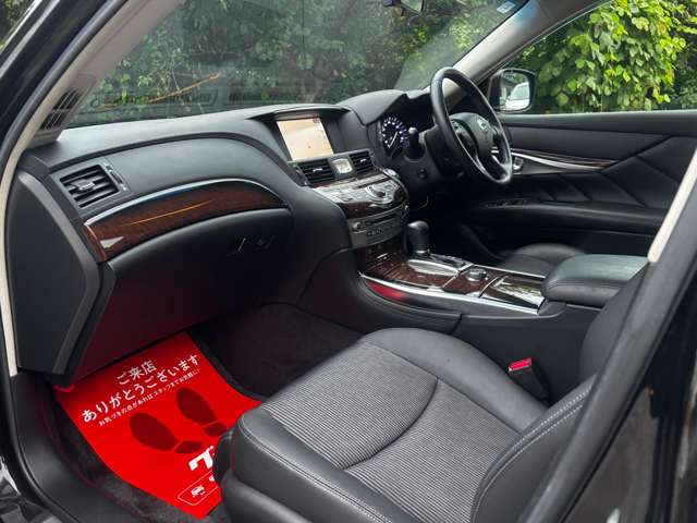 日産 フーガ ３．７ ３７０ＧＴ H26年 (関東) 99