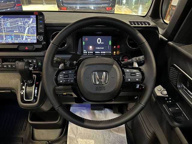 ホンダ Ｎ　ＢＯＸ カスタム ６６０ ターボ R8年 () 99