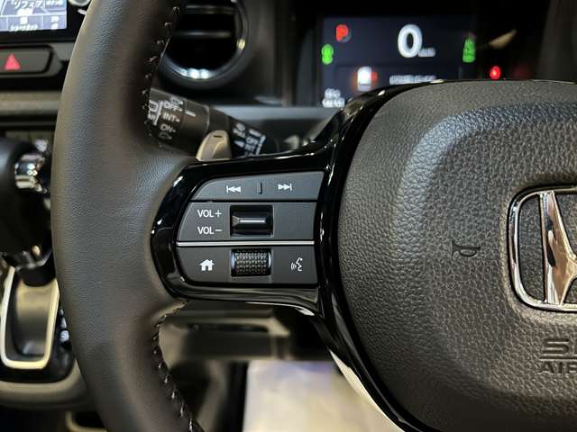 ホンダ Ｎ　ＢＯＸ カスタム ６６０ ターボ R8年 () 99