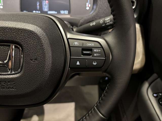 ホンダ フリード　ハイブリッド １．５ Ｅ：ＨＥＶ エアー ＥＸ R8年 () 99