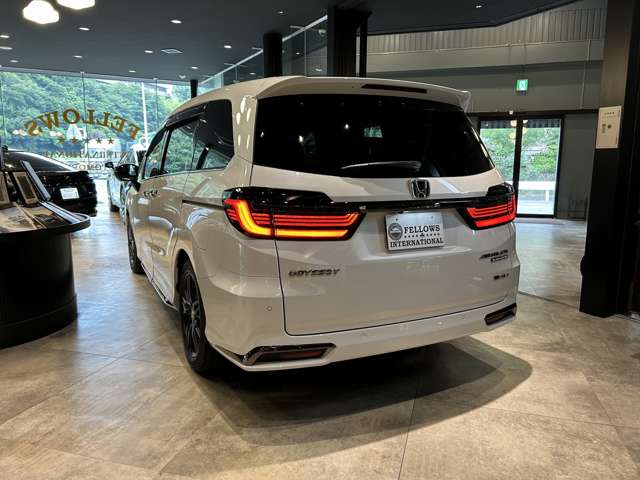 ホンダ オデッセイ　ハイブリッド ２．０ Ｅ：ＨＥＶ アブソルート ＥＸ ブラックエディション R8年 (関東) 99