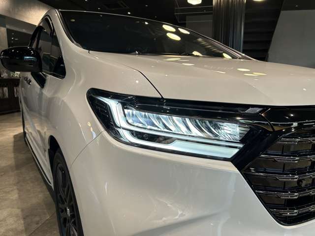 ホンダ オデッセイ　ハイブリッド ２．０ Ｅ：ＨＥＶ アブソルート ＥＸ ブラックエディション R8年 (関東) 99