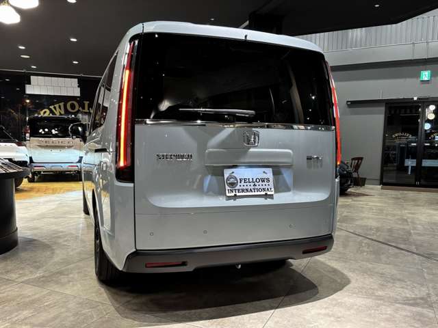 ホンダ ステップワゴン　ハイブリッド ２．０ Ｅ：ＨＥＶ エアー ＥＸ ３０周年特別仕様車 R8年 (関東) 99