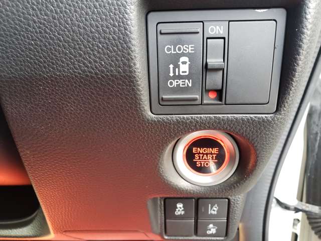 ホンダ Ｎ　ＢＯＸ カスタム ６６０ Ｇ ＥＸ ホンダセンシング H29年 (中国) 99