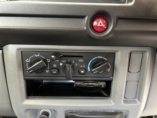 三菱 ミニキャブバン ６６０ ＣＤ ハイルーフ H24年 (四国) 99