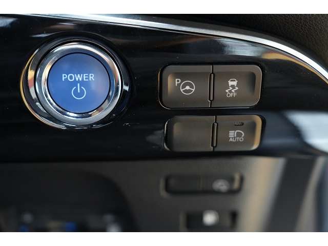 トヨタ プリウスＰＨＶ １．８ Ａ レザーパッケージ H29年 (関東) 99