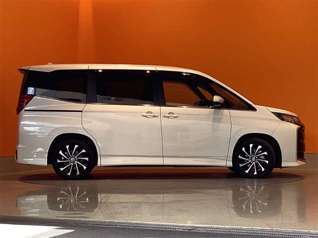 トヨタ ノア ２．０ Ｓ－Ｚ R7年 (近畿) 99