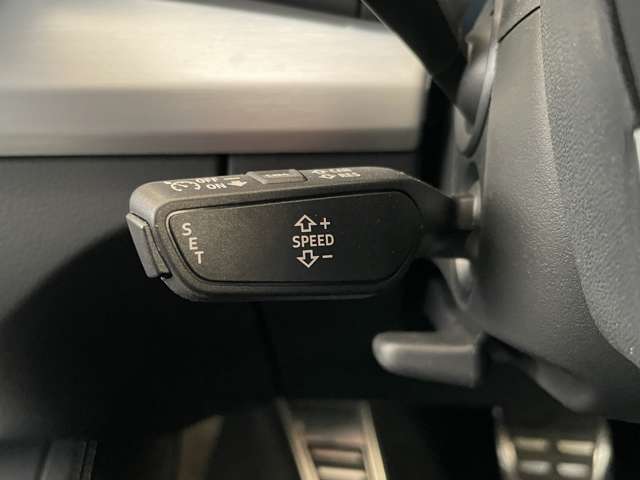 アウディ Ｑ５　スポーツバック ４０ ＴＤＩ クワトロ Ｓライン ディーゼルターボ ４ＷＤ R4年 (東北) 99