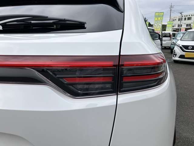 ホンダ ヴェゼル １．５ Ｅ：ＨＥＶ Ｚ R7年 (関東) 99