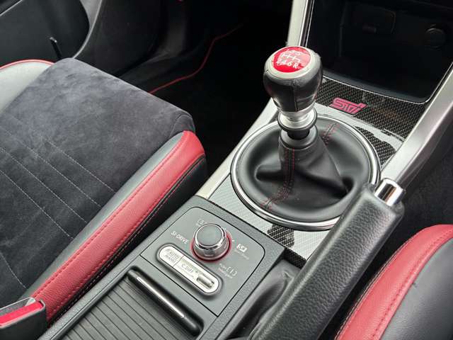 スバル ＷＲＸ　ＳＴＩ ＳＴＩ ２．０ ４ＷＤ H27年 (関東) 99