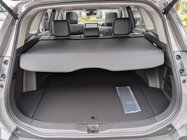 トヨタ ＲＡＶ４ ２．５ アドベンチャー Ｅ－ＦＯＵＲ ４ＷＤ R8年 (関東) 99