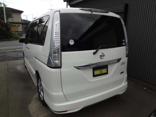 日産 セレナ ２．０ ハイウェイスター Ｓ－ＨＹＢＲＩＤ H25年 () 99