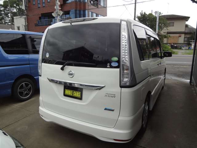 日産 セレナ ２．０ ハイウェイスター Ｓ－ＨＹＢＲＩＤ H25年 () 99