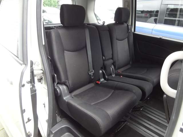 日産 セレナ ２．０ ハイウェイスター Ｓ－ＨＹＢＲＩＤ H25年 () 99