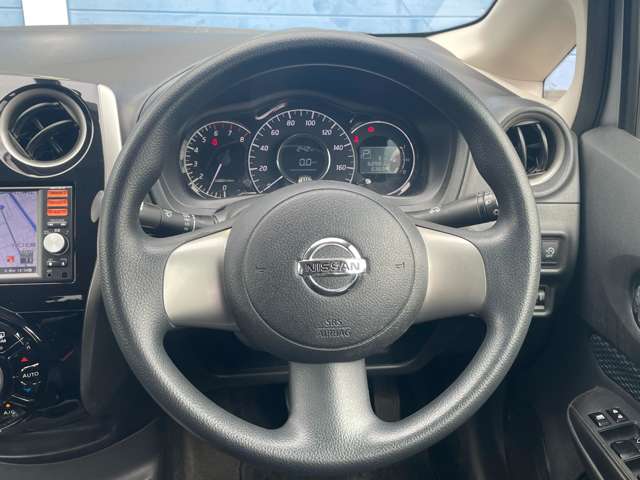 日産 ノート １．２ Ｘ ＤＩＧ－Ｓ H25年 () 99