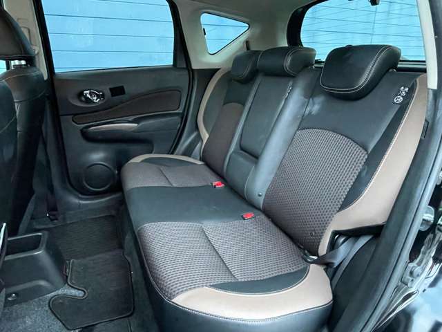 日産 ノート １．２ Ｅ－ＰＯＷＥＲ メダリスト H29年 (関東) 99