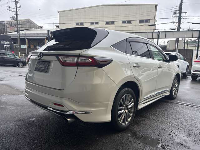 トヨタ ハリアー ２．０ プレミアム R1年 (近畿) 99