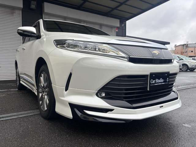 トヨタ ハリアー ２．０ プレミアム R1年 (近畿) 99