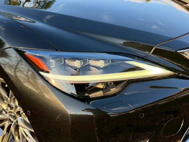 レクサス ＬＳ５００ｈ ５００Ｈ エグゼクティブ ４ＷＤ R3年 (近畿) 99