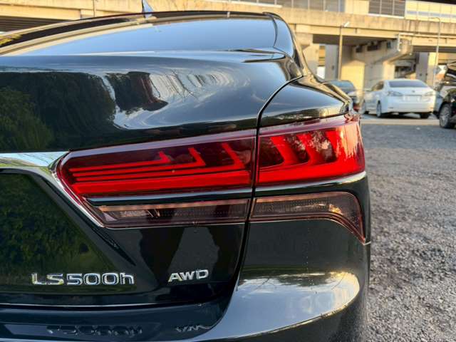 レクサス ＬＳ５００ｈ ５００Ｈ エグゼクティブ ４ＷＤ R3年 (近畿) 99