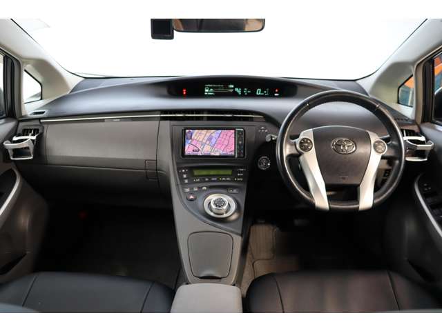 トヨタ プリウス １．８ Ｓ ツーリングセレクション H23年 (近畿) 99