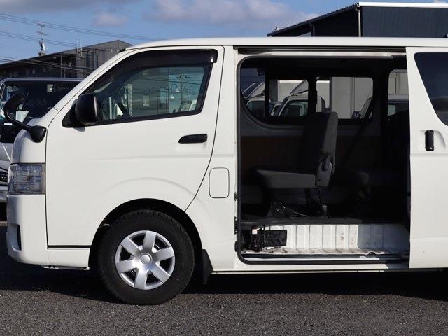 トヨタ ハイエースバン 積載１．２Ｔ ＤＸ ９人乗 R3年 (東海) 99