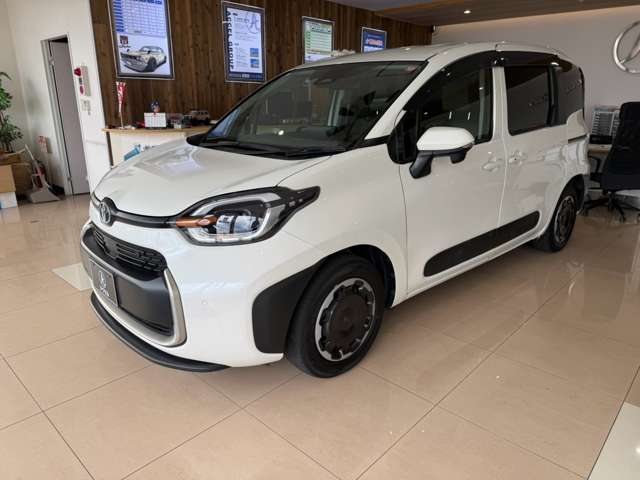 トヨタ シエンタ　ハイブリッド ハイブリッド １．５ Ｚ R5年 () 99