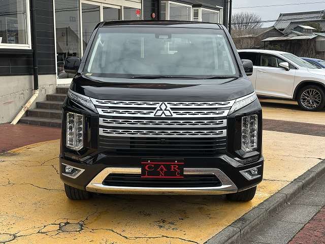 三菱 デリカ　Ｄ：５ ２．２ Ｇ パワーパッケージ ディーゼルターボ ４ＷＤ R1年 (関東) 99