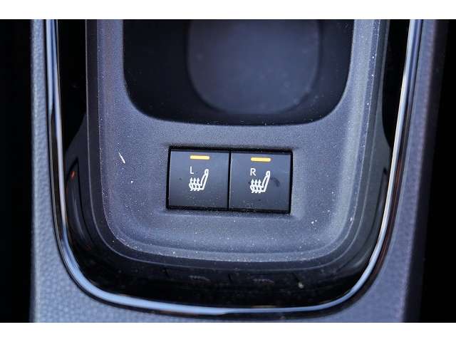トヨタ アクア １．５ Ｇ R3年 (関東) 99