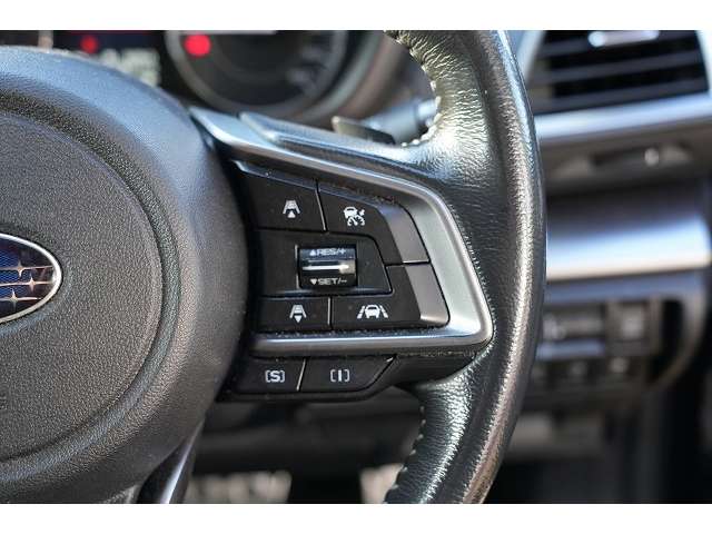 スバル インプレッサスポーツ ２．０ Ｉ－Ｓ アイサイト ４ＷＤ H29年 (関東) 99