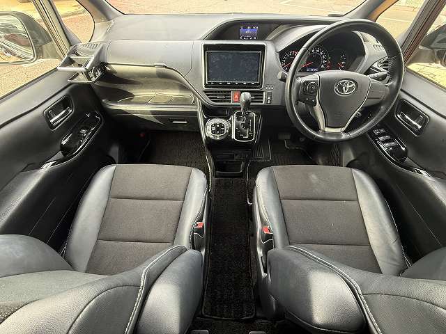 トヨタ ノア ２．０ ＳＩ ＷＸＢ R1年 (関東) 99