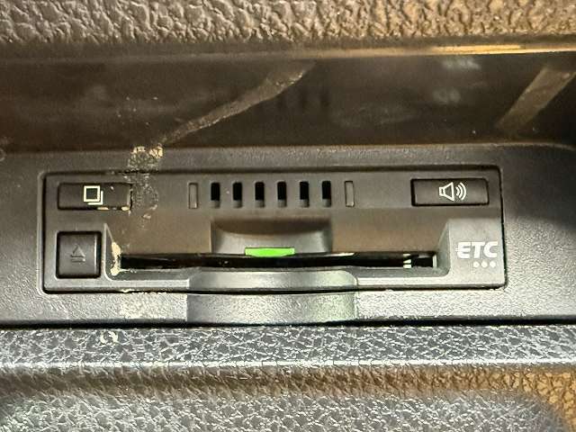 トヨタ ノア ２．０ ＳＩ ＷＸＢ R1年 (関東) 99