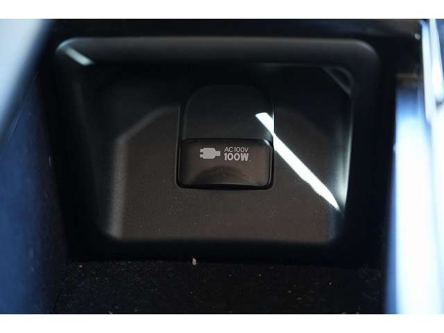 トヨタ クラウン　ハイブリッド ハイブリッド ２．５ Ｇ H30年 (関東) 99