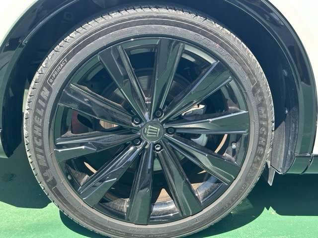トヨタ クラウン　スポーツ　ハイブリッド ２．５ Ｚ Ｅ－ＦＯＵＲ ４ＷＤ R6年 (東海) 99