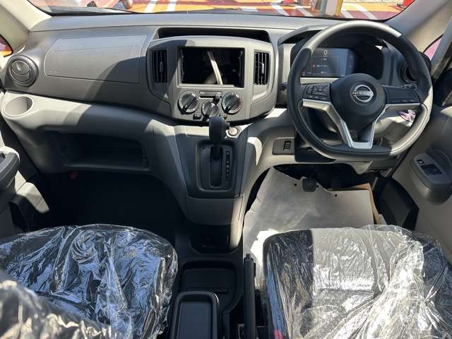 日産 ＮＶ２００バネットバン １．６ ＧＸ アウトドア ブラック エディション ４ＷＤ R8年 (東海) 99