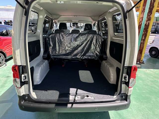 日産 ＮＶ２００バネットバン １．６ ＧＸ アウトドア ブラック エディション ４ＷＤ R8年 (東海) 99