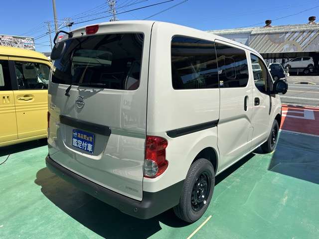 日産 ＮＶ２００バネットバン １．６ ＧＸ アウトドア ブラック エディション ４ＷＤ R8年 (東海) 99