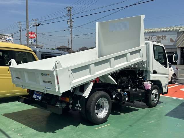 三菱フソウ キャンター ３．０ 強化ダンプ 全低床 ディーゼルターボ R8年 (東海) 99