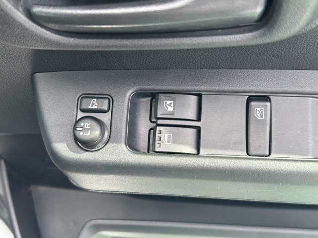 スバル サンバーバン ６６０ ＶＣターボ R4年 (東海) 99