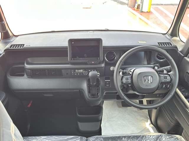 ホンダ Ｎ　ＢＯＸ カスタム ６６０ ターボ コーディネートスタイル ２トーン R8年 (東海) 99