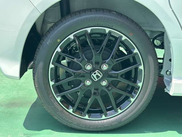 ホンダ Ｎ　ＢＯＸ カスタム ６６０ ターボ コーディネートスタイル ２トーン R8年 (東海) 99