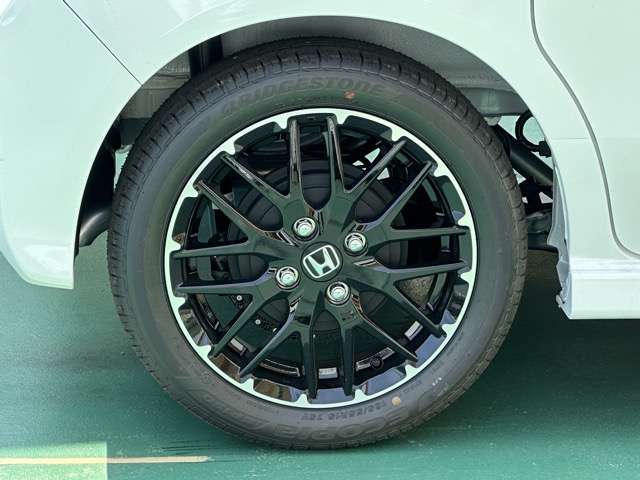 ホンダ Ｎ　ＢＯＸ カスタム ６６０ ターボ コーディネートスタイル ２トーン R8年 (東海) 99